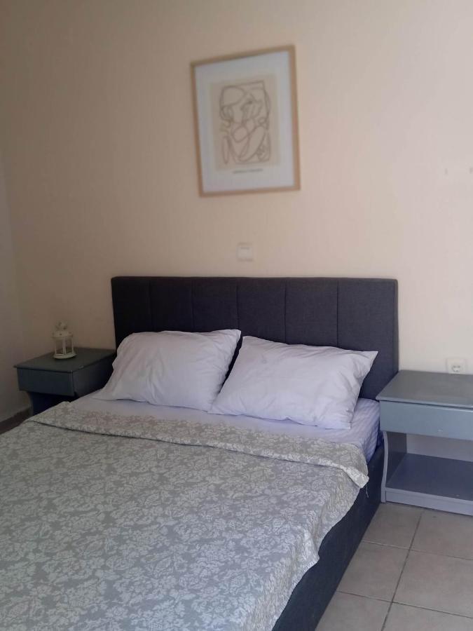 Popi'S Apartment Goníai Екстериор снимка