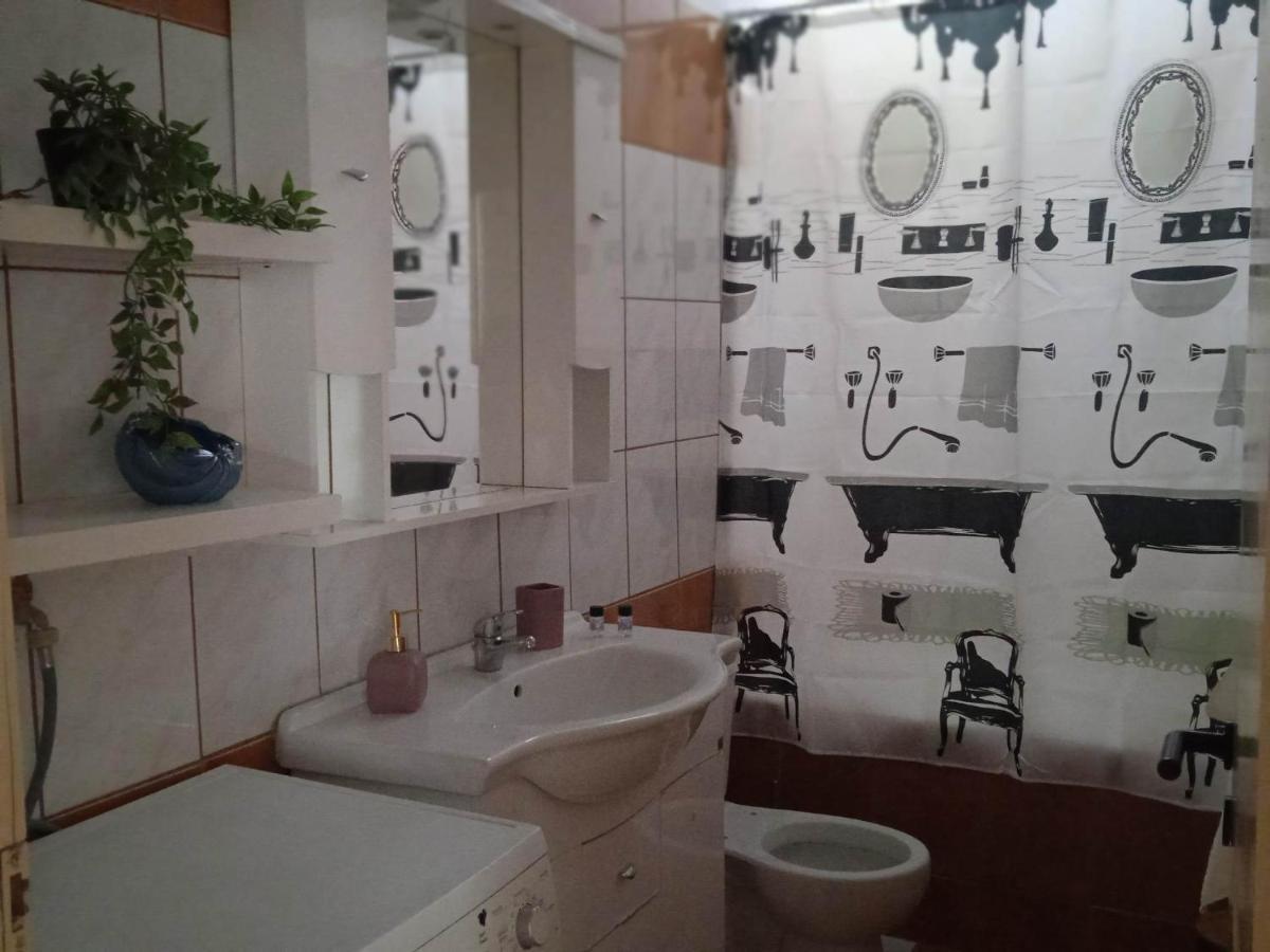 Popi'S Apartment Goníai Екстериор снимка