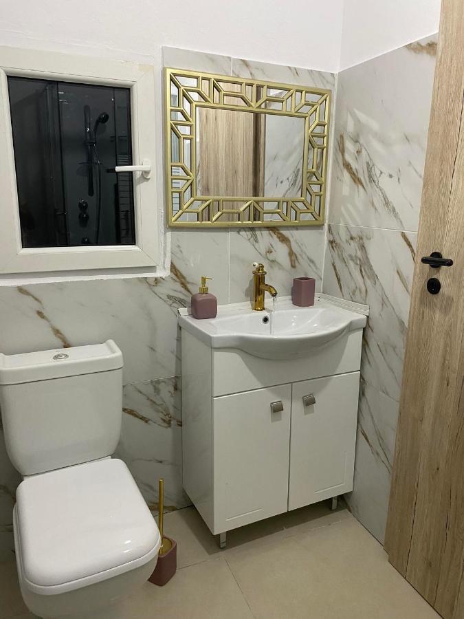 Popi'S Apartment Goníai Екстериор снимка
