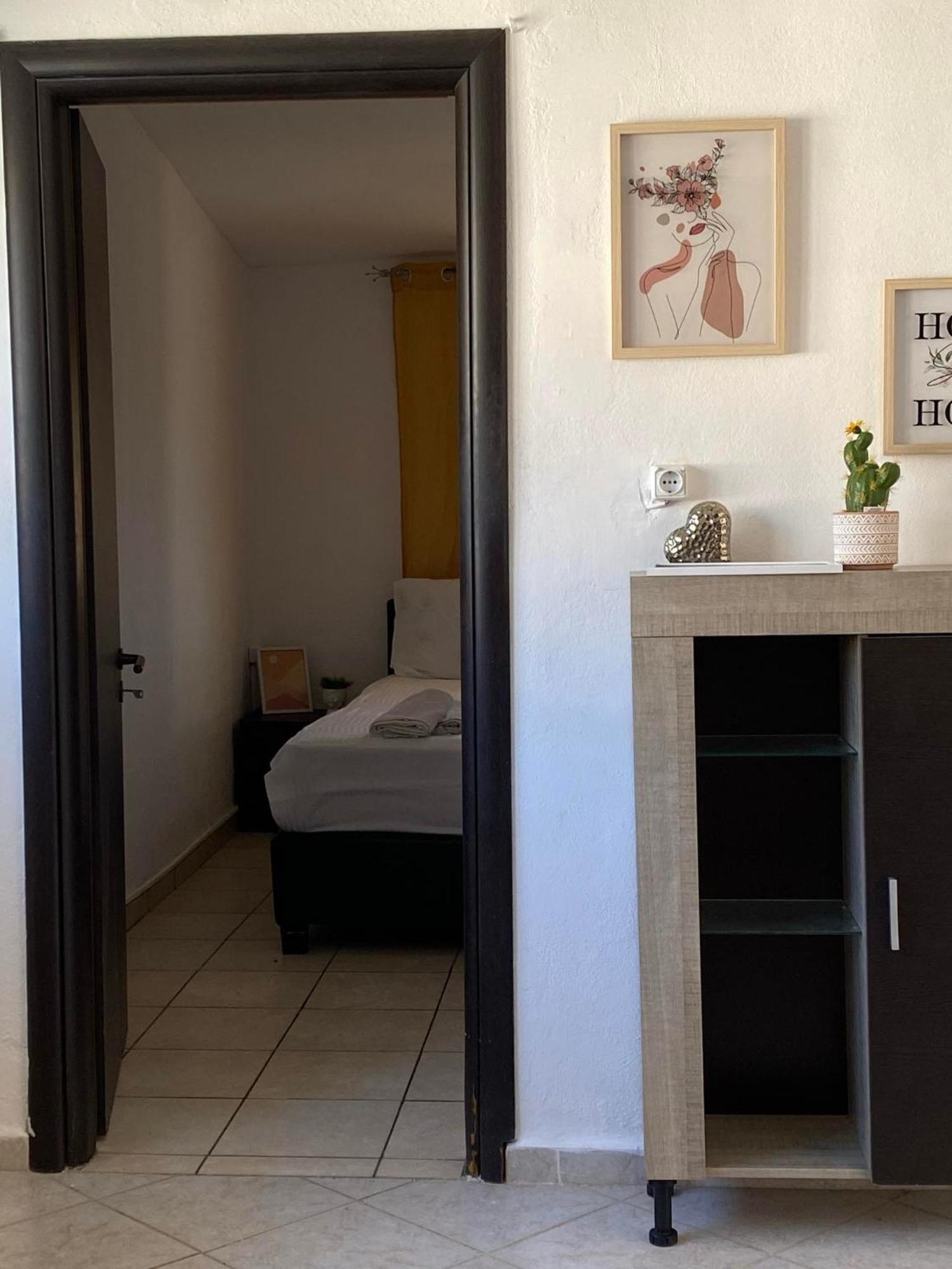 Popi'S Apartment Goníai Екстериор снимка